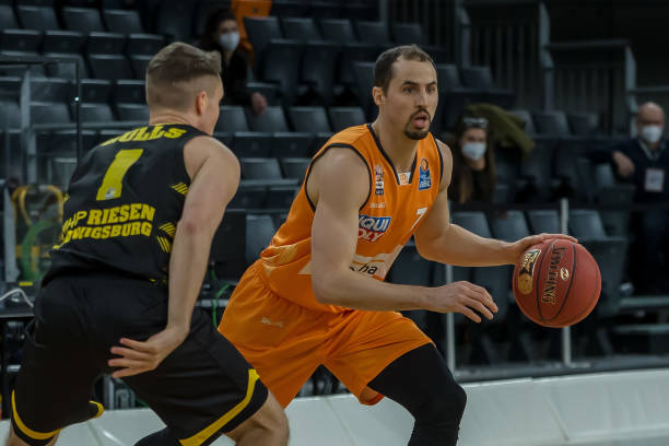 显了团队配 显了团队配